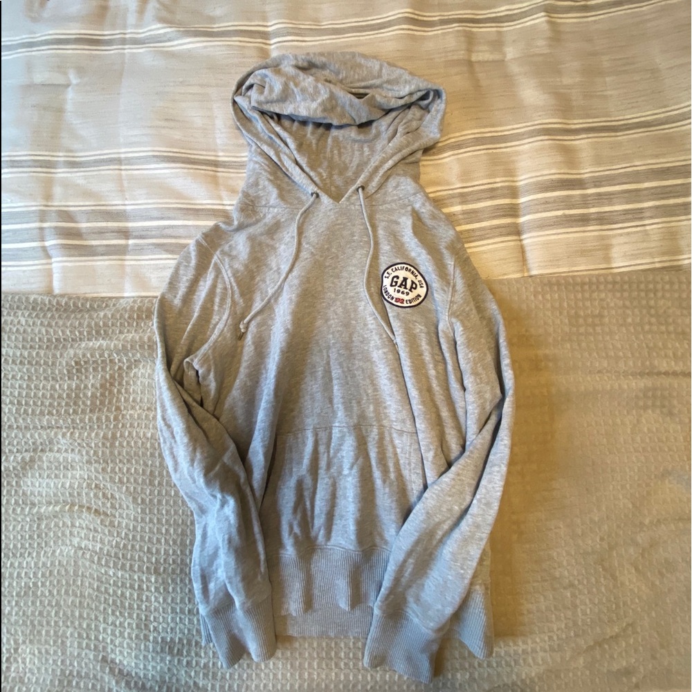 Gap Sweatshirt